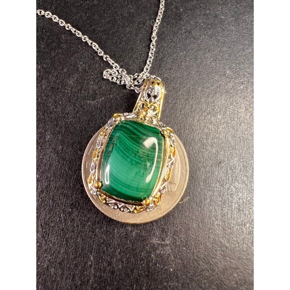 New Karis Platinum & 18K Gold Plated Malachite Pendant Necklace 20” - Picture 3 of 10